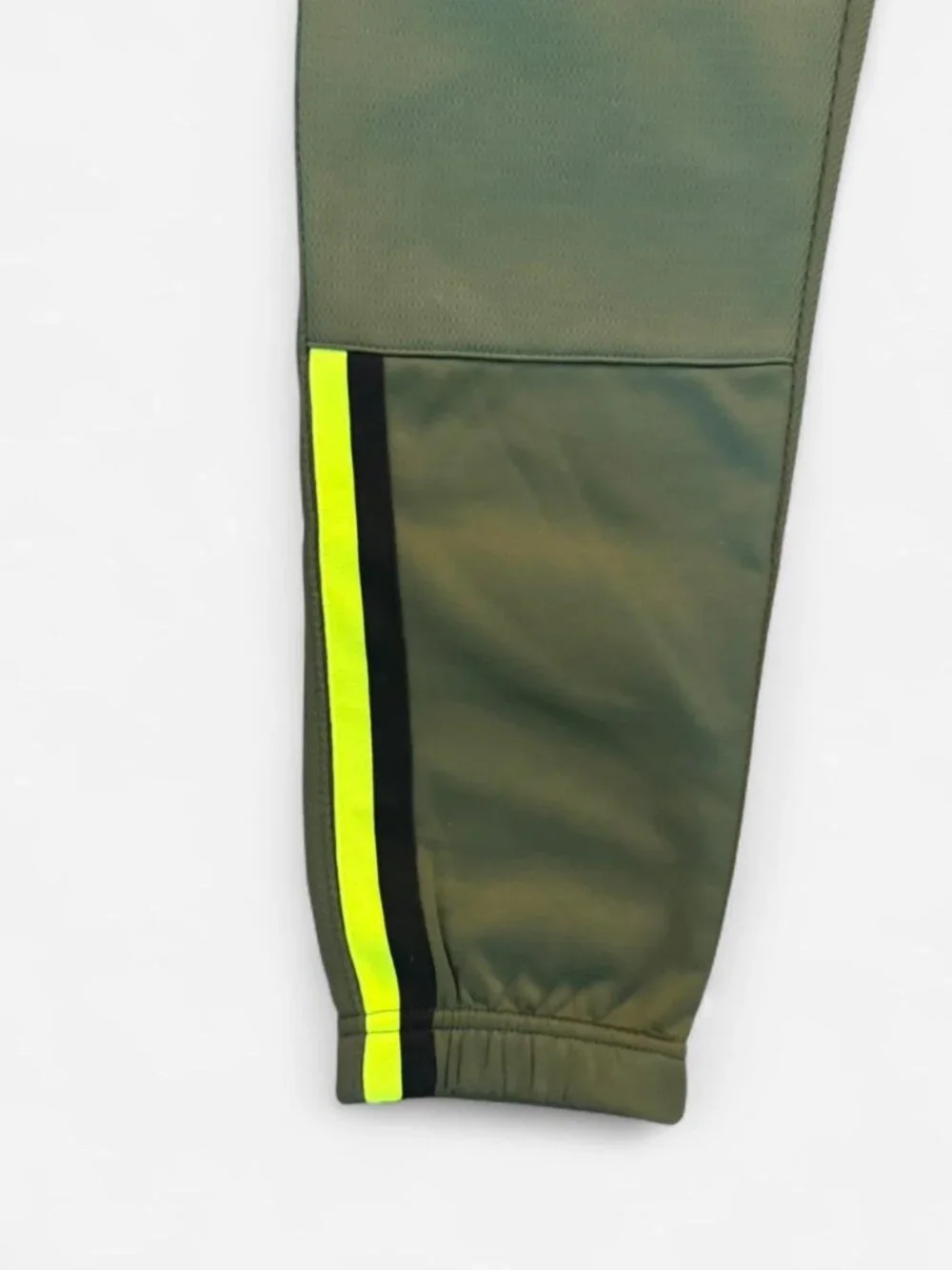 NIKE Elite Green & Yellow Boys' Sportswear Sweatpants